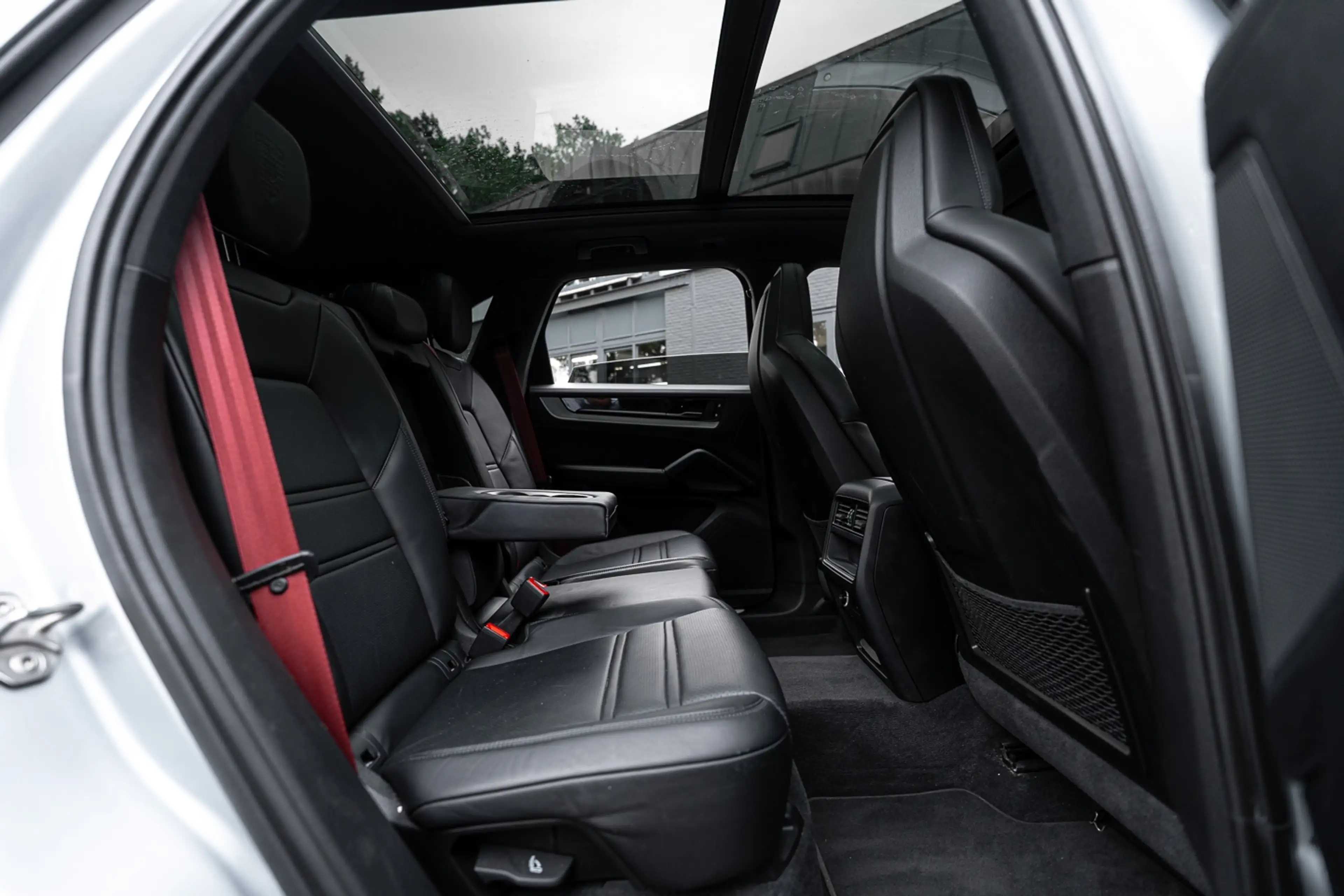 Porsche Cayenne E-Hybrid NIEUW MODEL I SportDesign | 18-Weg Stoele — photo 5