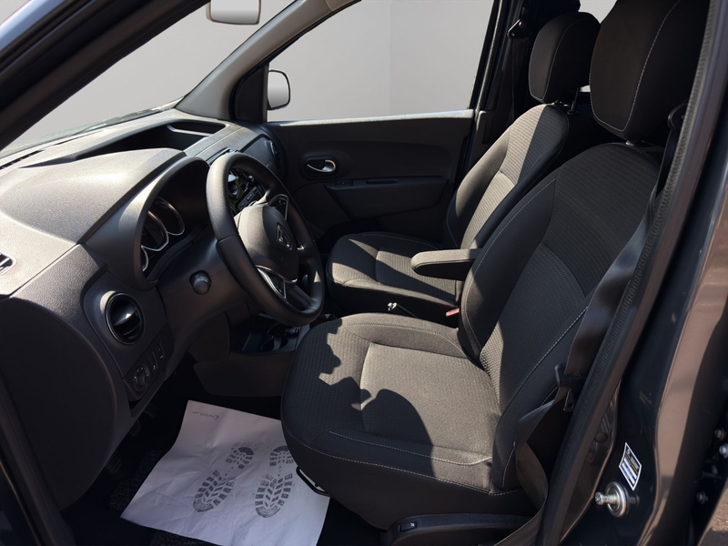 Dacia Dokker Comfort | 8FACH NAVI EPH 1Hand SHZ — photo 8