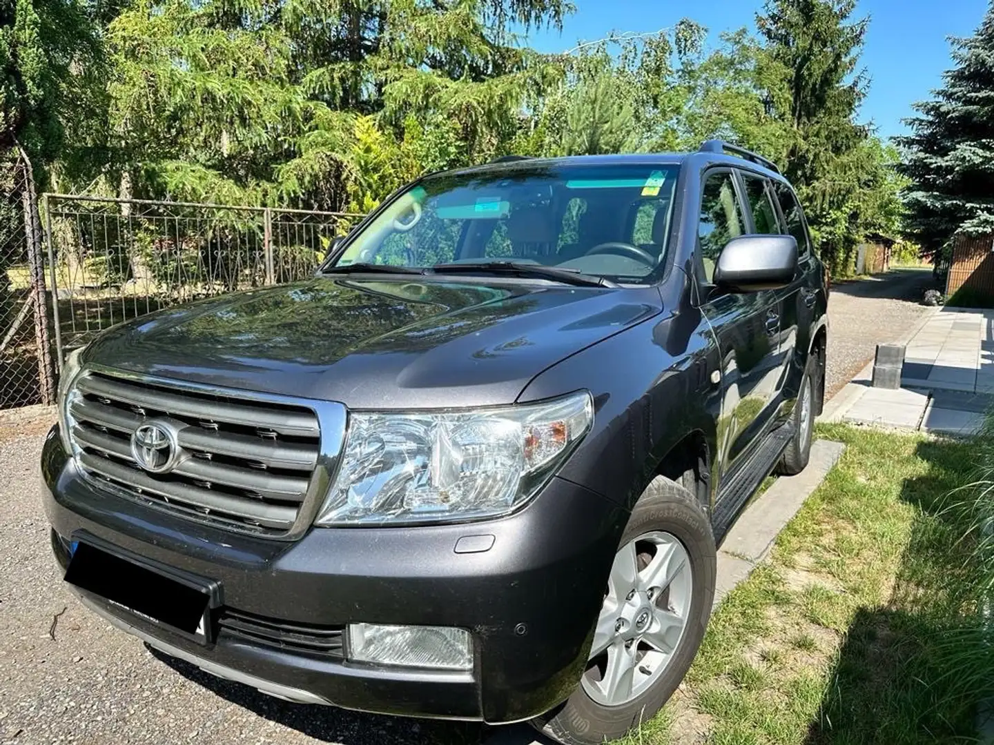 Toyota Land Cruiser 4.5 D-4D V8 VIP DPF Grijs - 1