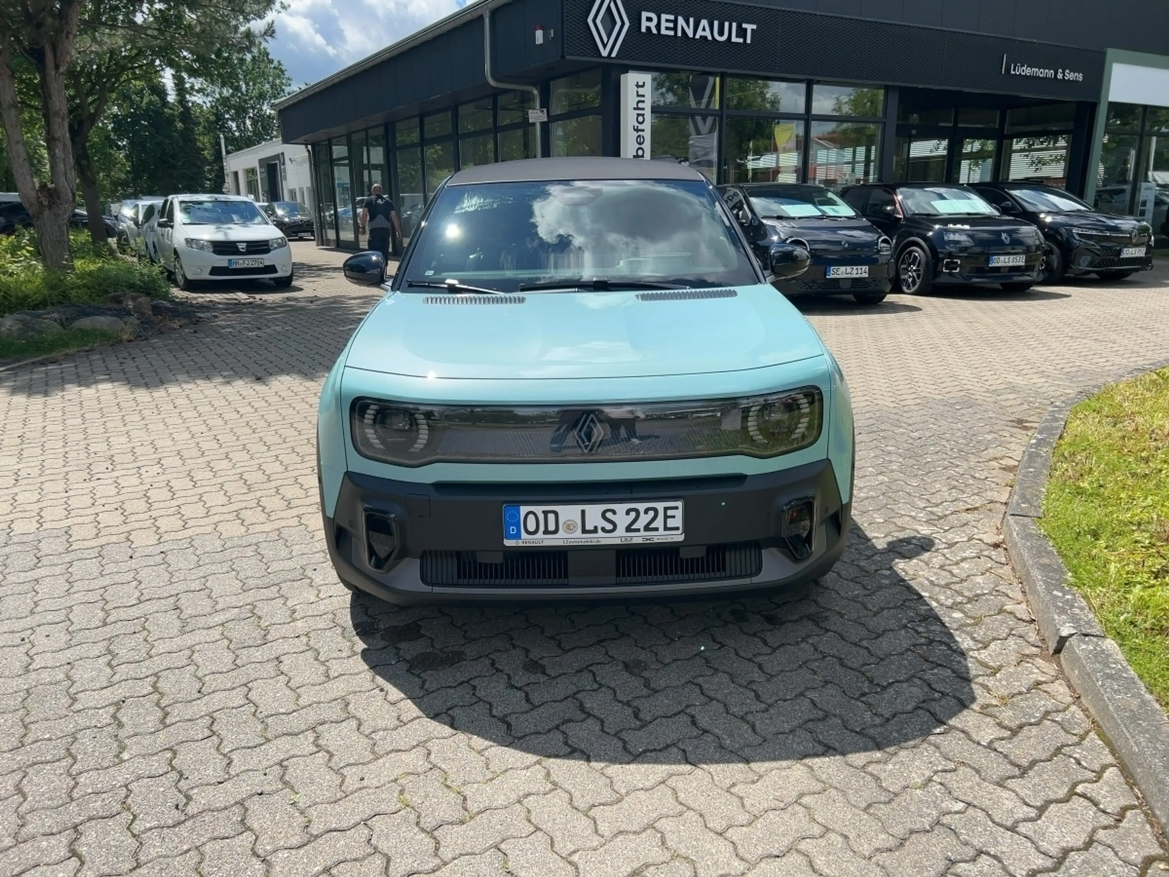 Renault R 4 E-Tech elektrisch Techno "plein sud" 150 Comfort Range — photo 6
