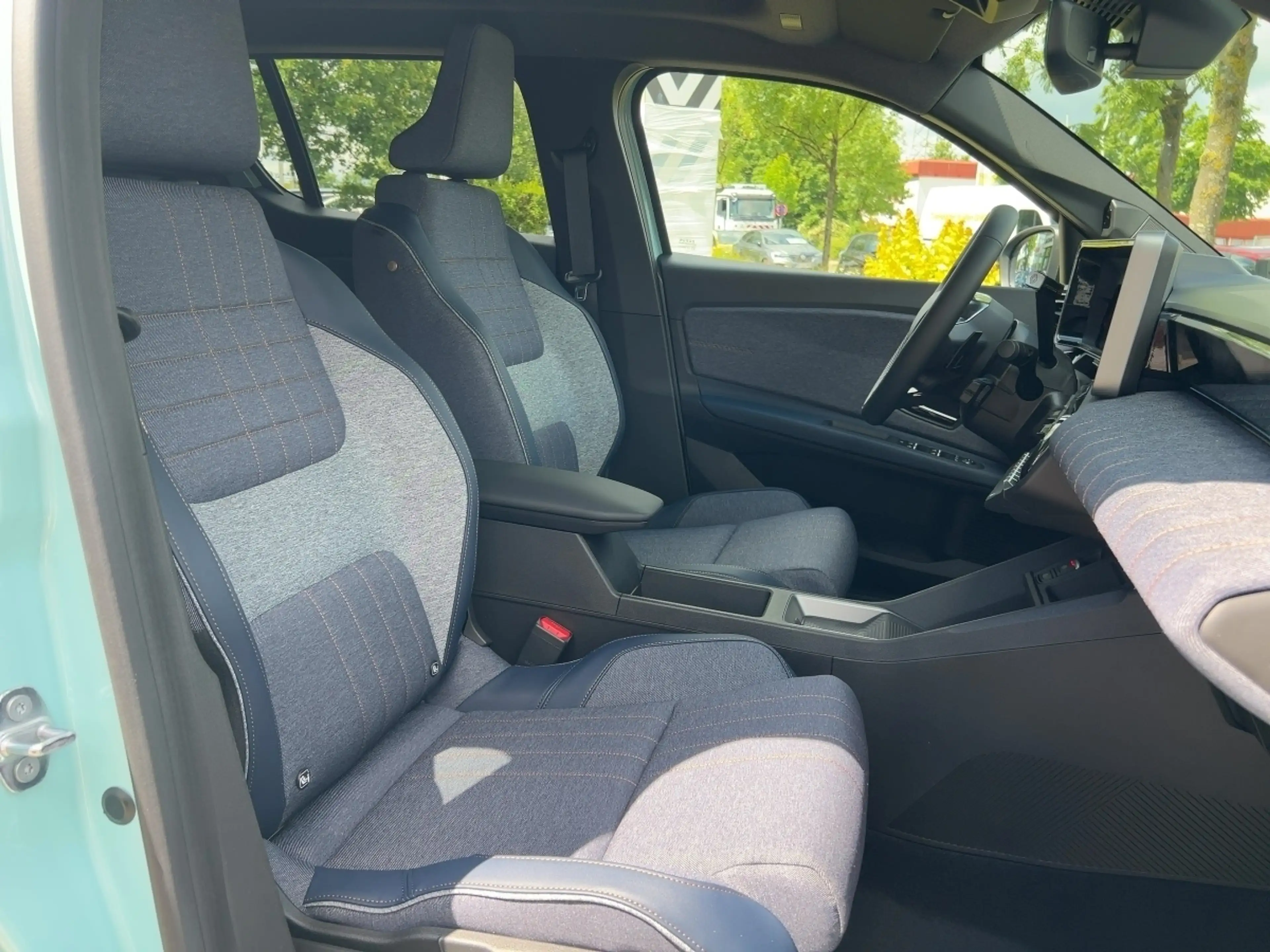 Renault R 4 E-Tech elektrisch Techno "plein sud" 150 Comfort Range — photo 11