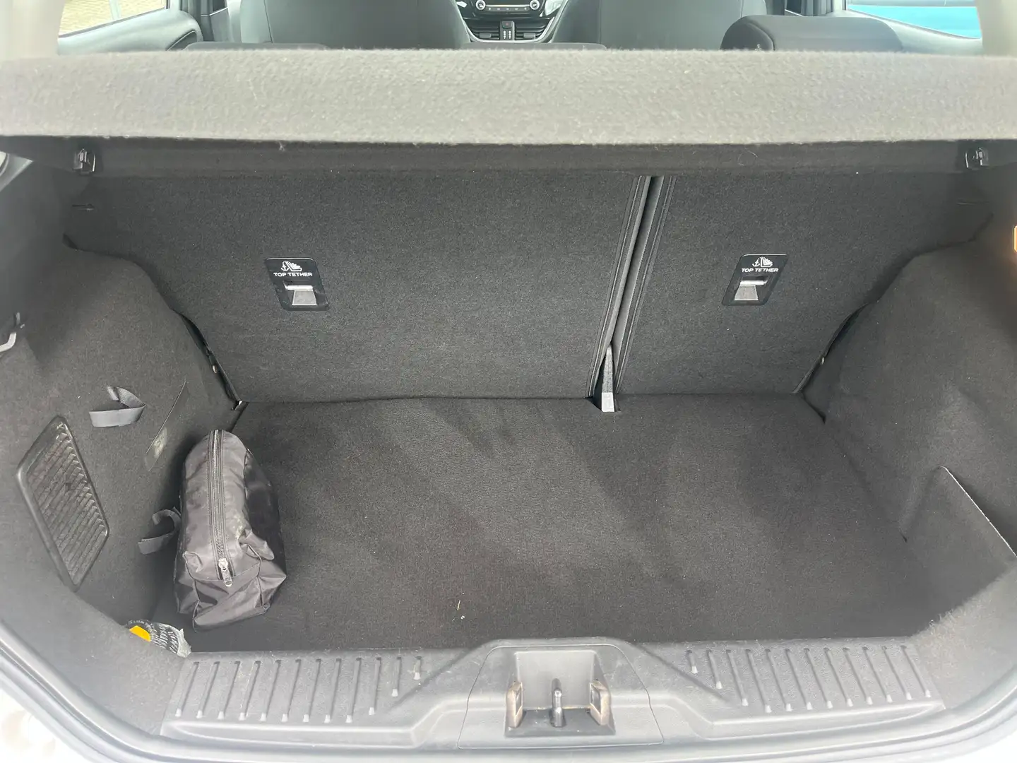 Ford Fiesta Fiesta VII 2017 5p 5p 1.1 Business Gpl 75cv Grigio - 2