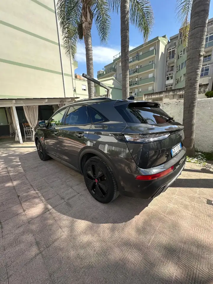 DS Automobiles DS 7 Crossback 2024