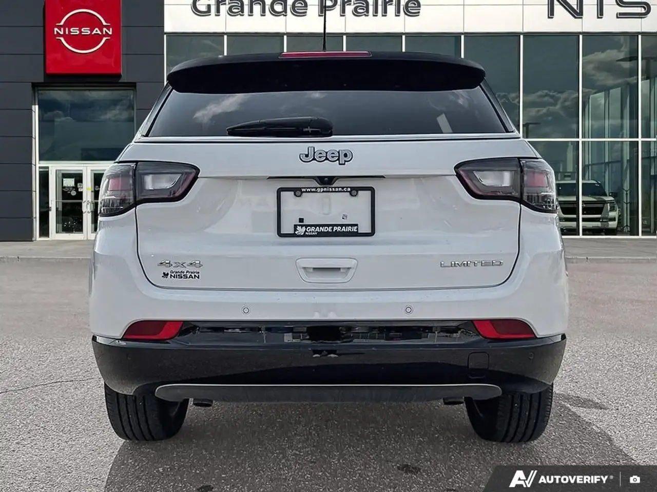 Jeep Compass photo Jeep Compass