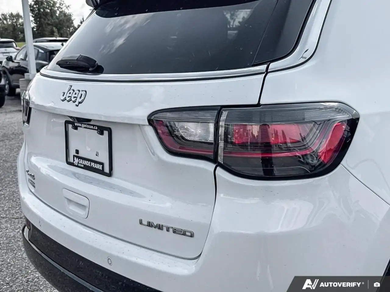 Jeep Compass photo Jeep Compass