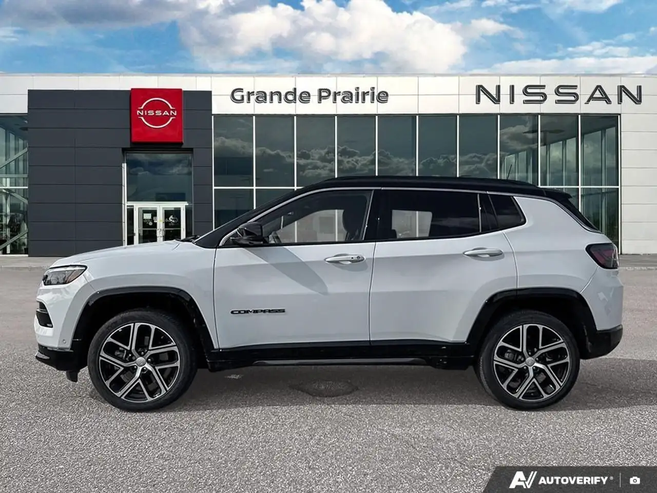 Jeep Compass photo Jeep Compass