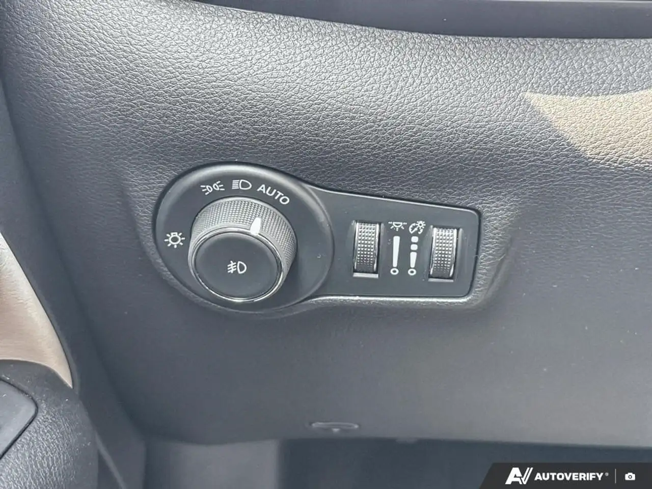 Jeep Compass photo Jeep Compass