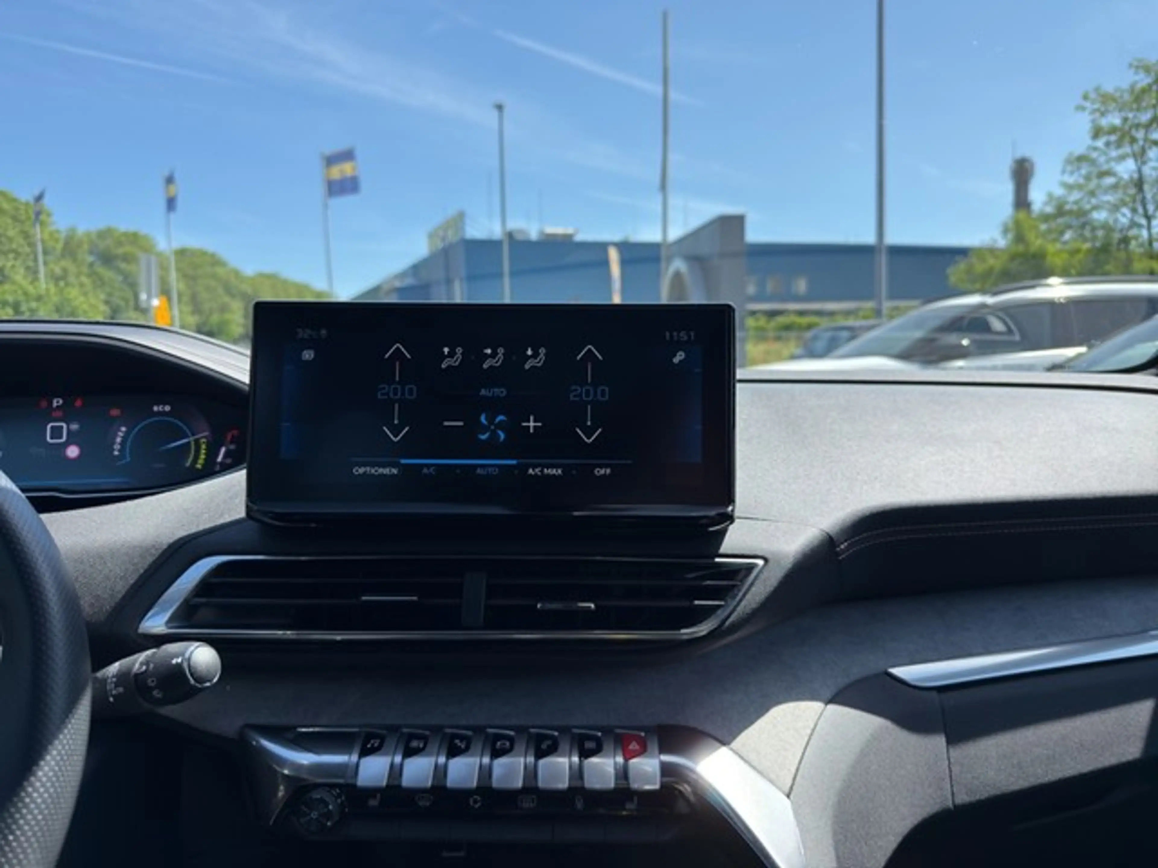 Peugeot 5008 GT HYBRID 136 7-Sitz+Pano+360+Sitzhzg+ACC+Massa... — photo 12