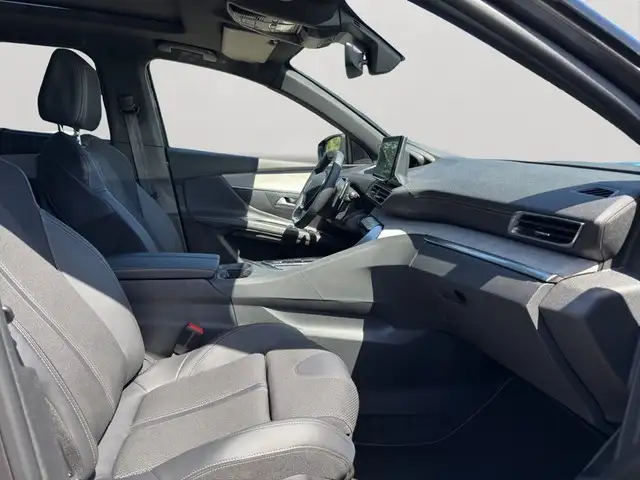 Peugeot 5008 view 9