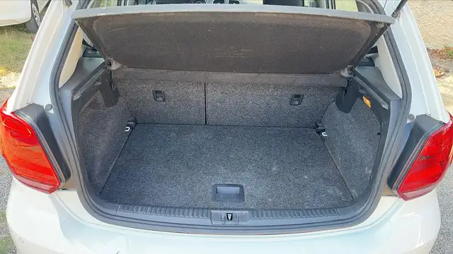 Volkswagen Polo view 14