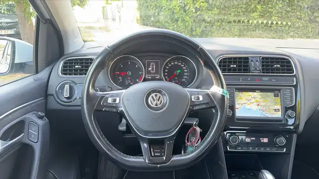 Volkswagen Polo view 23