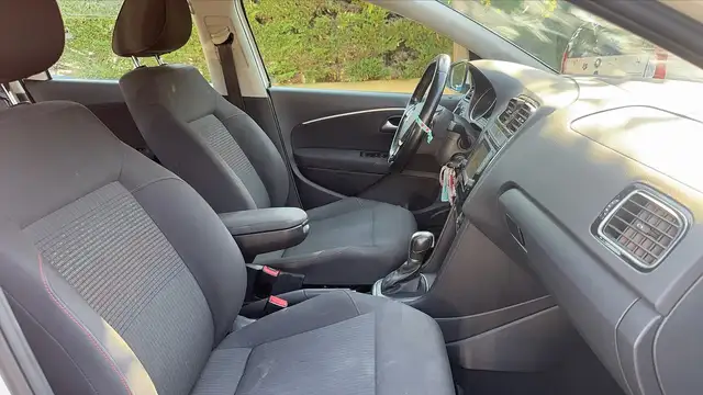 Volkswagen Polo view 25