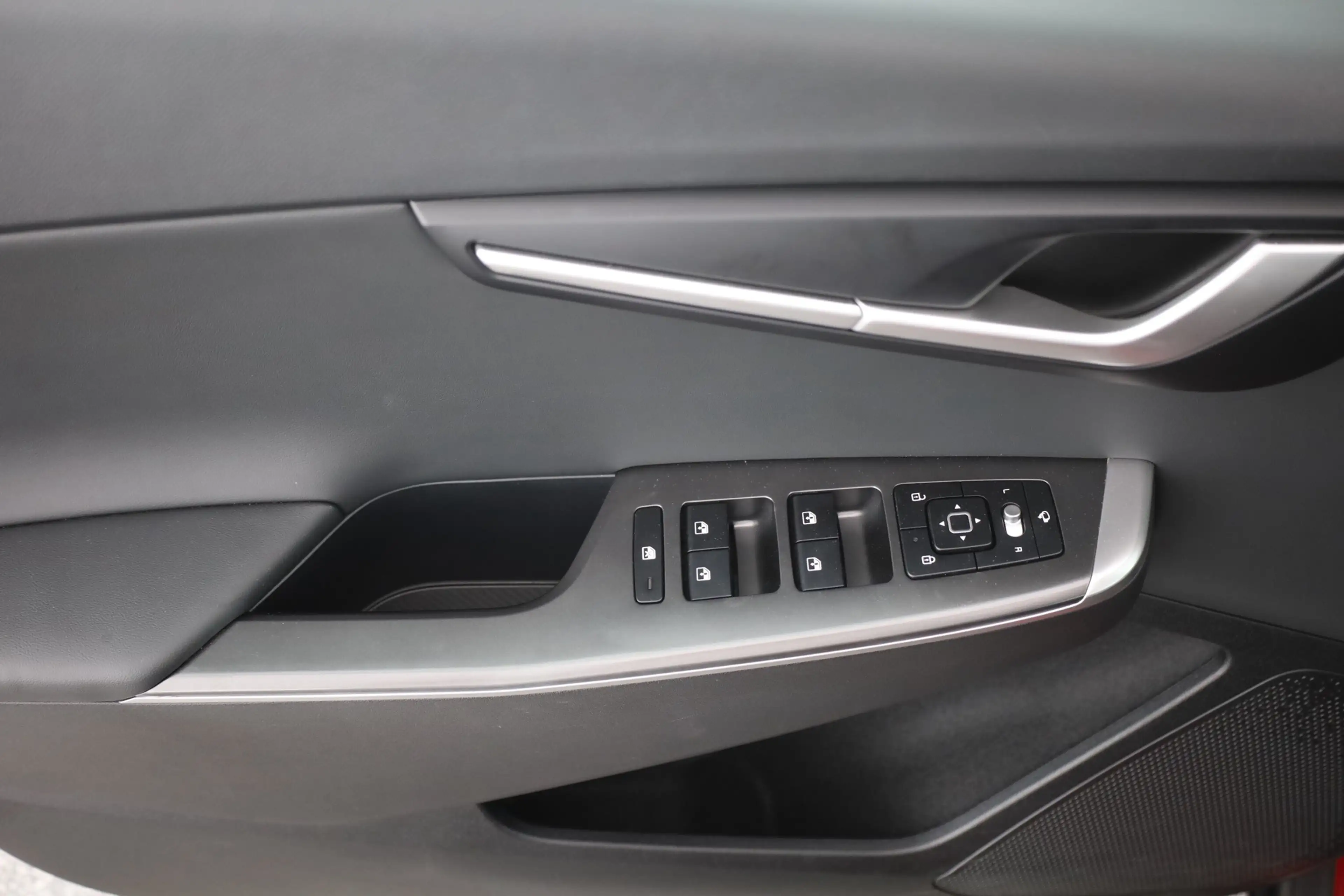Kia EV6 125KW LED Navi Sitzheizung Kamera ACC DAB — photo 23