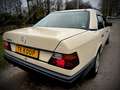 Mercedes-Benz 230 230E Oldtimer, Automaat, Vol!! Beige - thumbnail 11