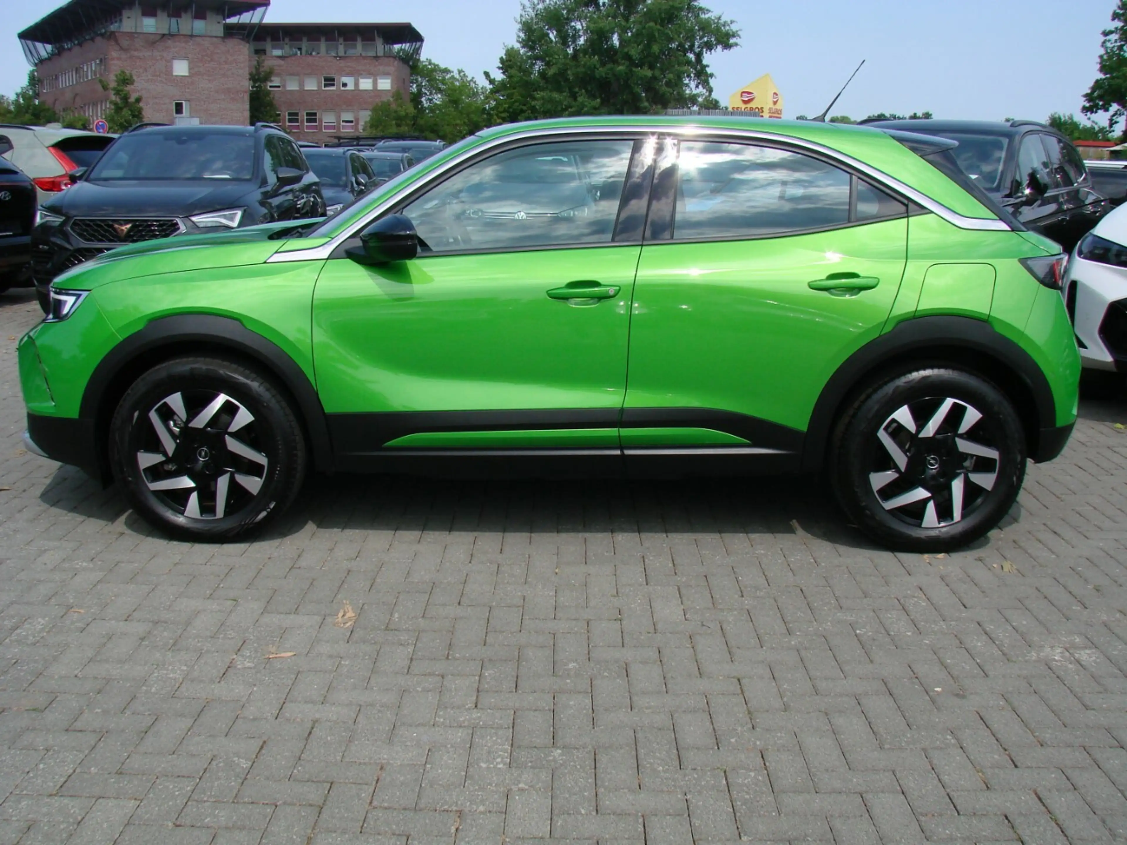Opel Mokka-E Elegance LED Kamera 180º Spurhalt Tempomat — photo 5