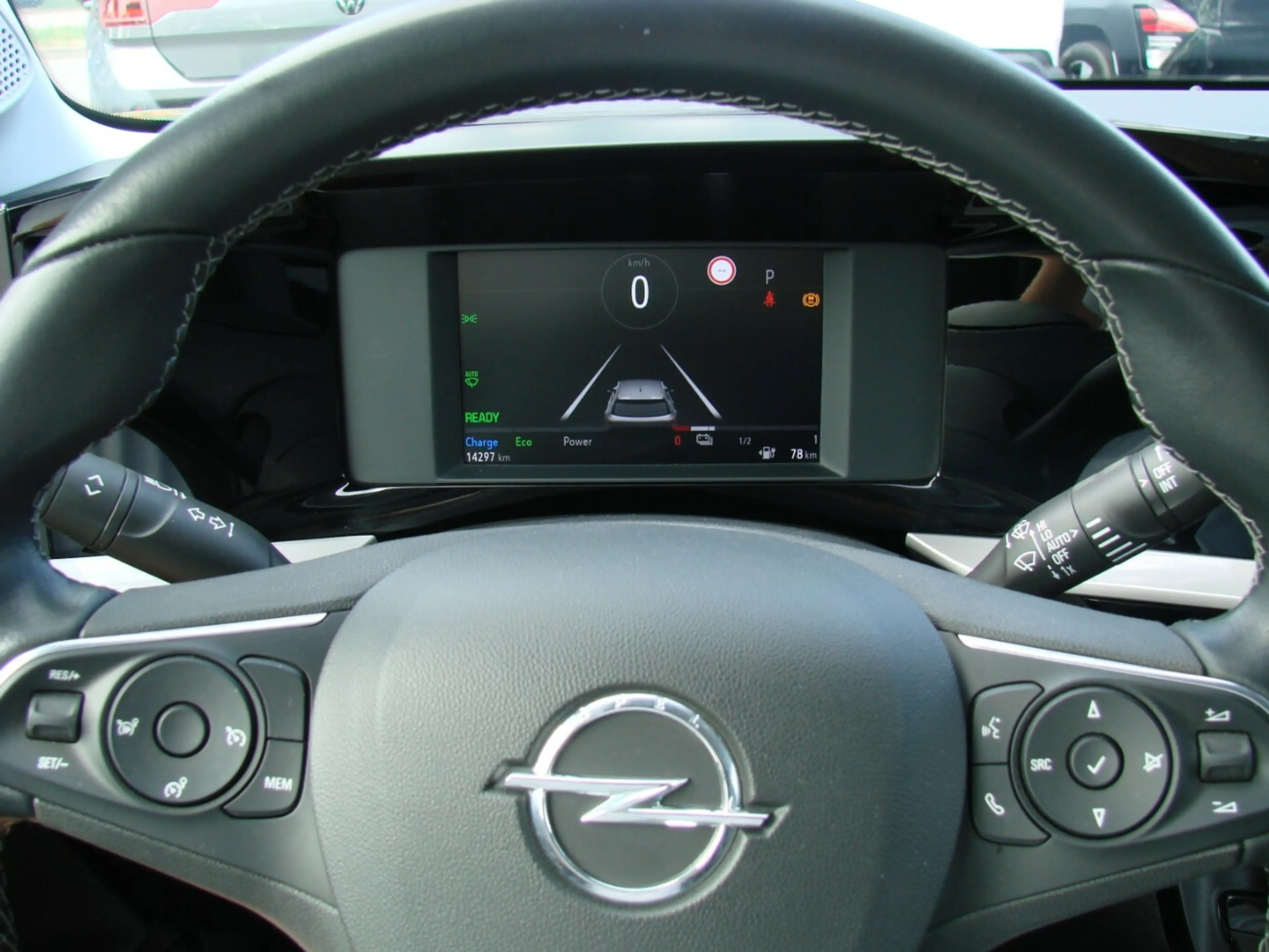 Opel Mokka-E Elegance LED Kamera 180º Spurhalt Tempomat — photo 10