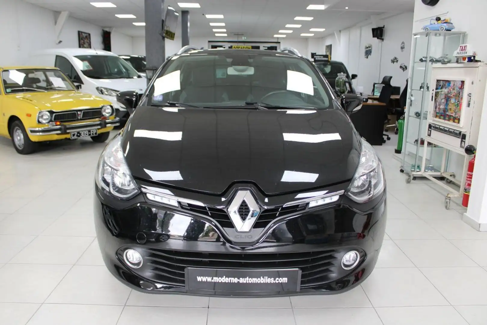 Renault Clio IV ESTATE 0.9 TCE 90CH ENERGY INTENS EURO6 2015 Schwarz - 2