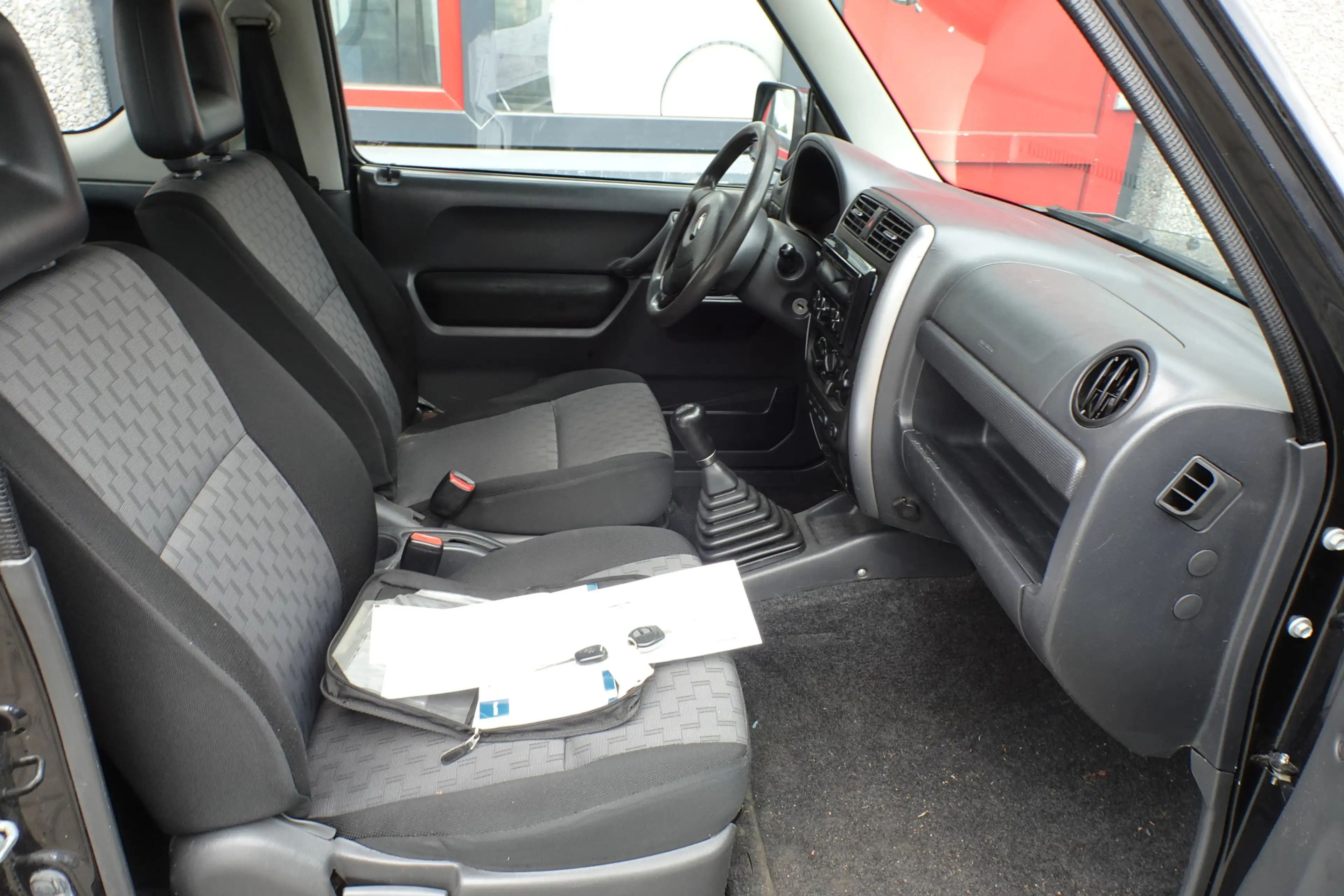 Suzuki Jimny 1.3 JX 4 x 4 127009 km — photo 8