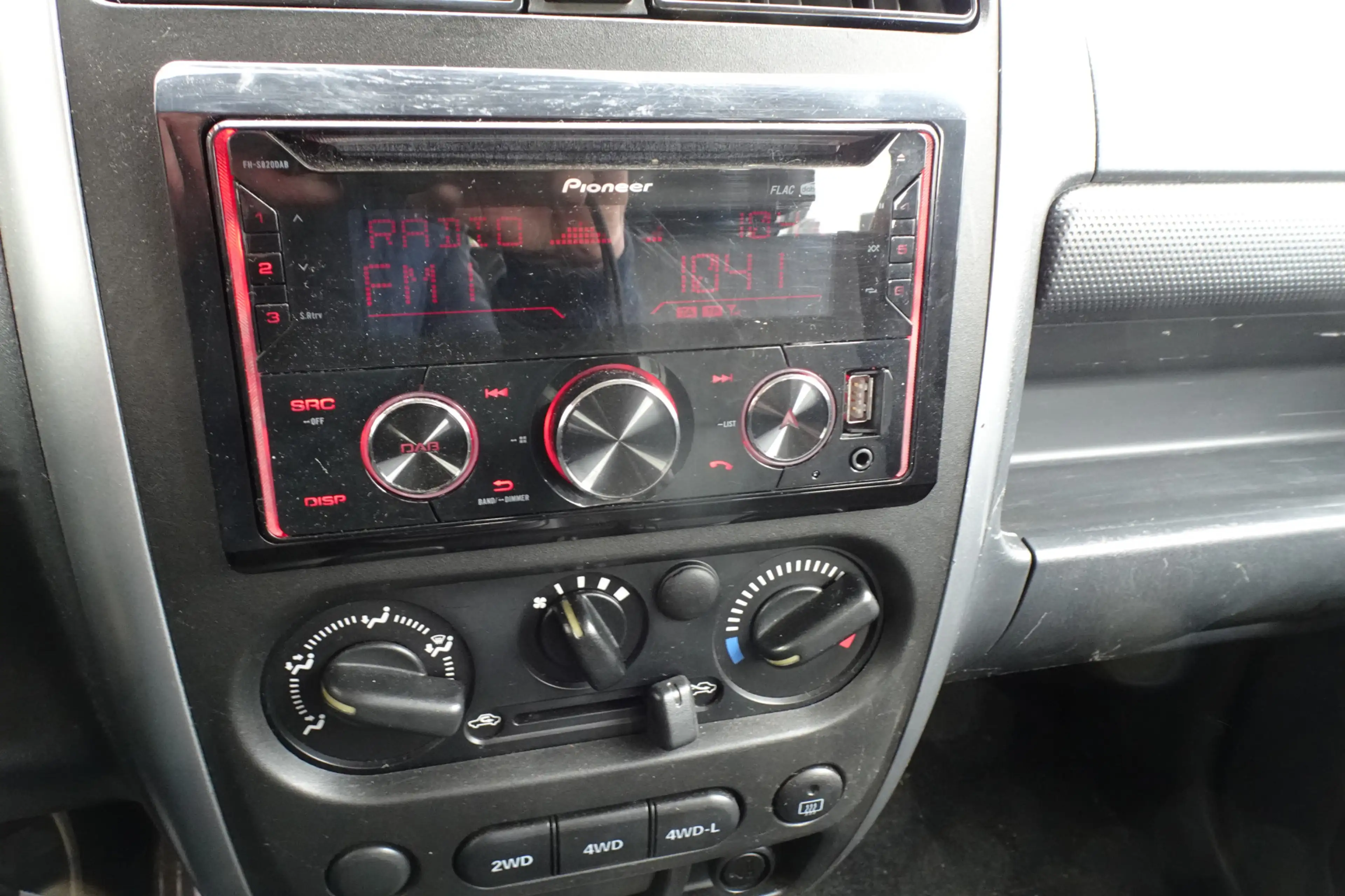 Suzuki Jimny 1.3 JX 4 x 4 127009 km — photo 10