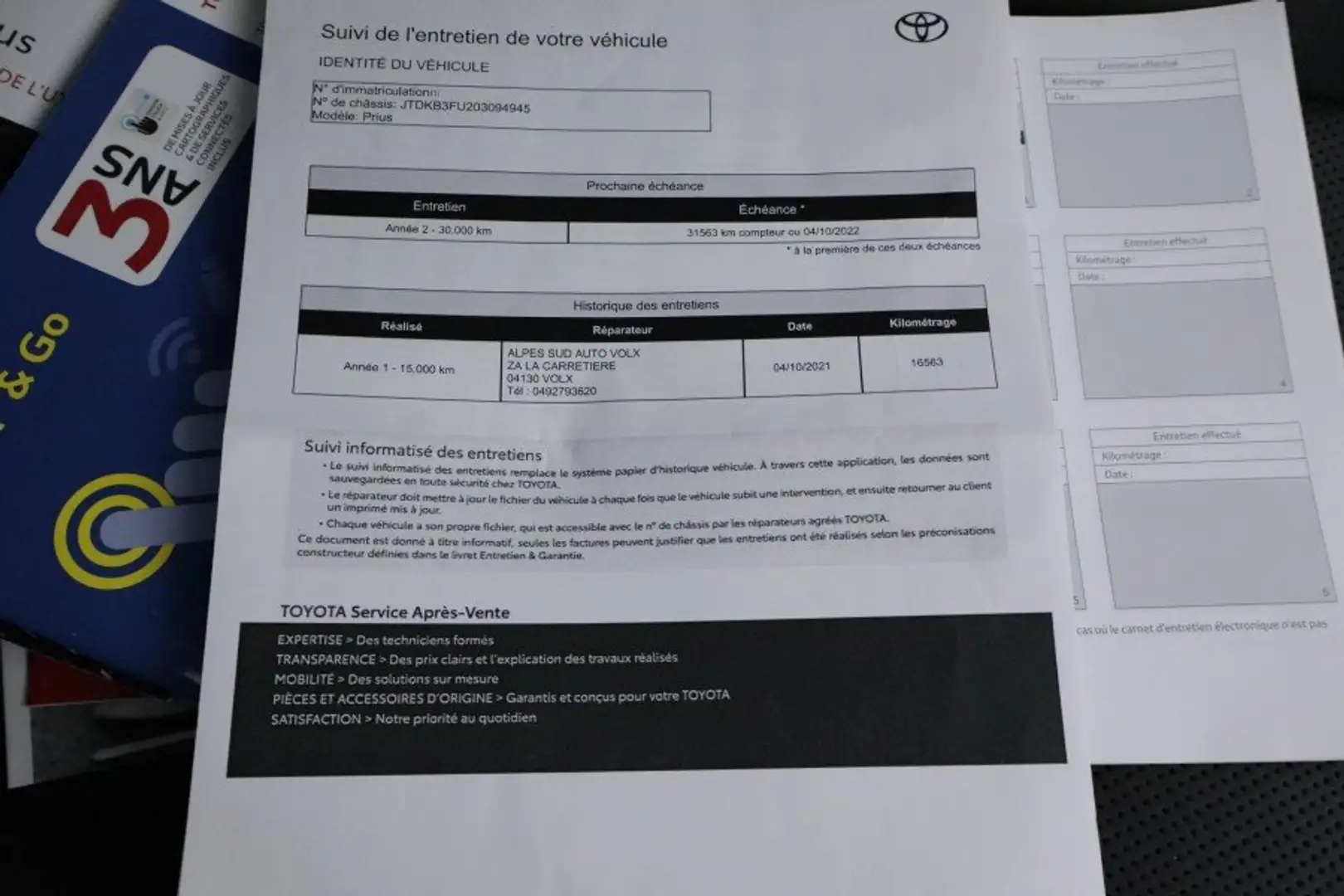 Toyota Prius 1.8 HYBRID DYNAMIC PACK AUTO 136CV 5P # CUERO,NAVY Gris - 2