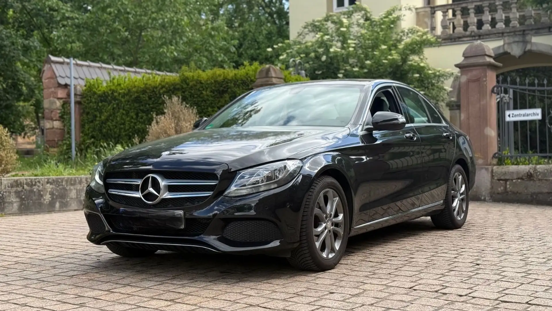Mercedes-Benz C 180 C -Klasse Lim. C 180 CGI|NAVI|SHZ|PDC|ALLWETTER| Noir - 2