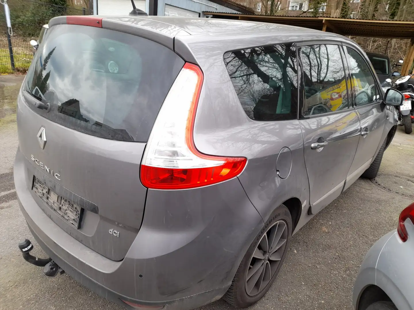 Renault Scenic Energy dCi 130 Start Grau - 1