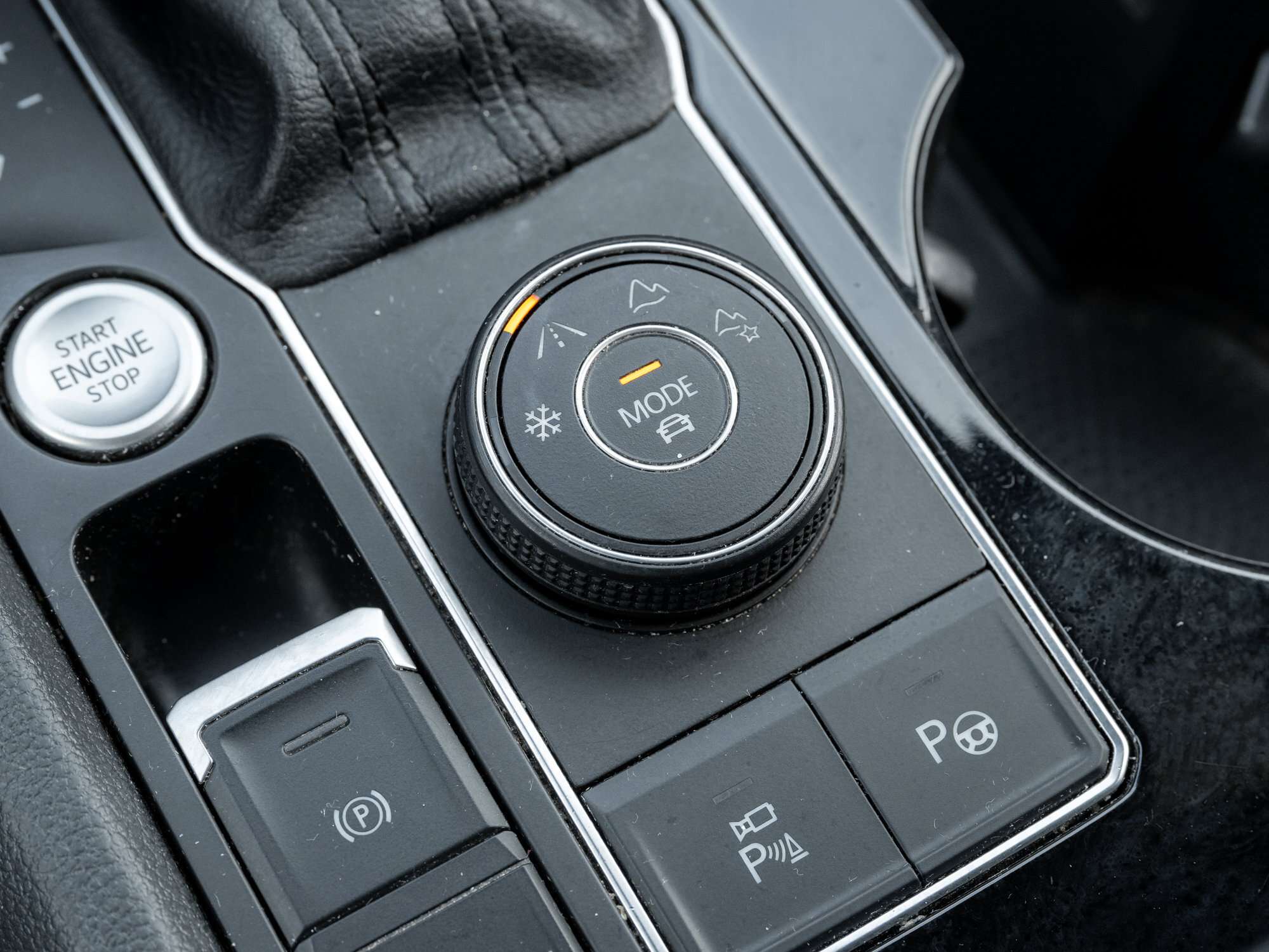 used 2020 Volkswagen Atlas car, priced at $21,995