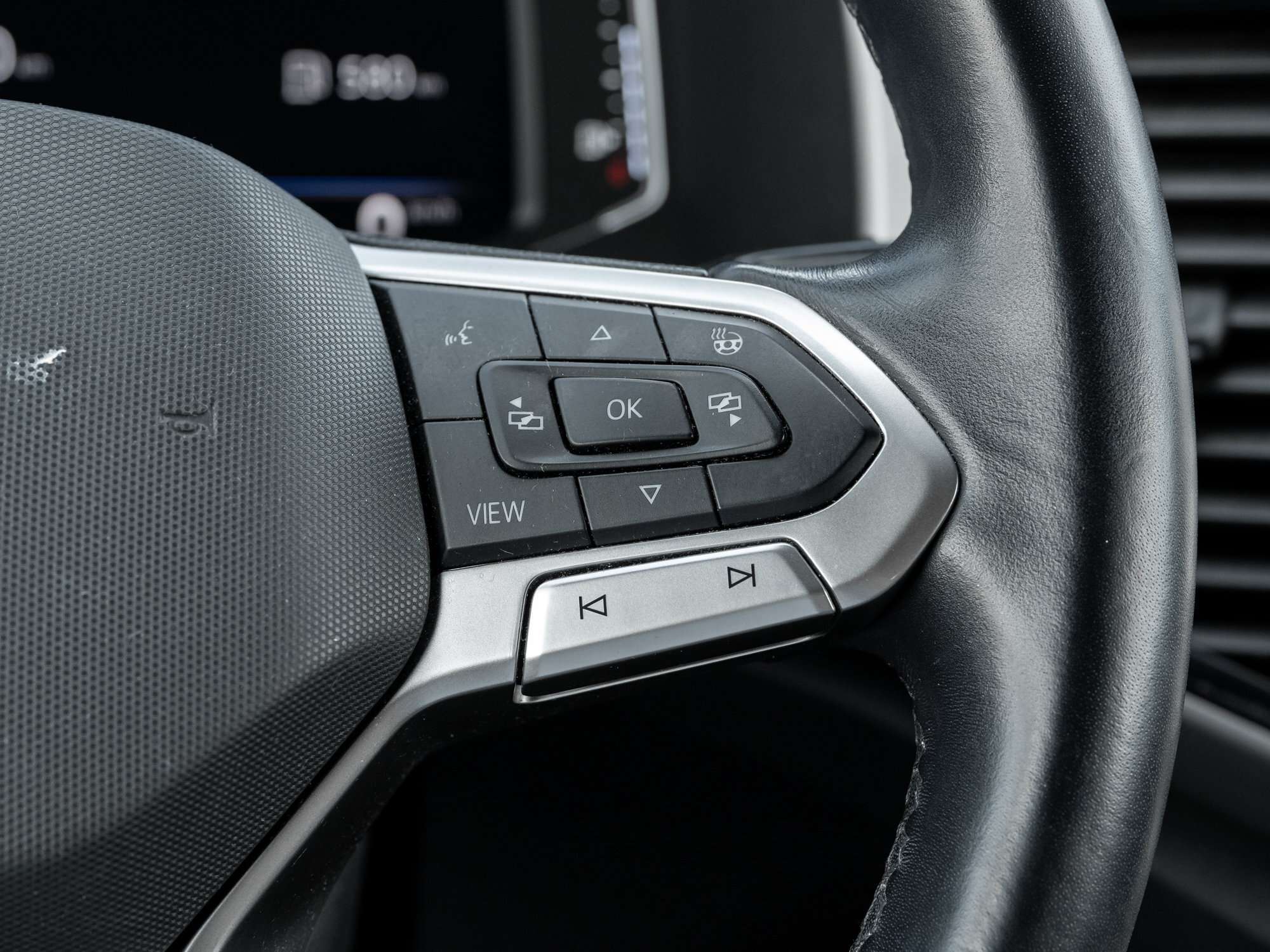 used 2020 Volkswagen Atlas car, priced at $21,995