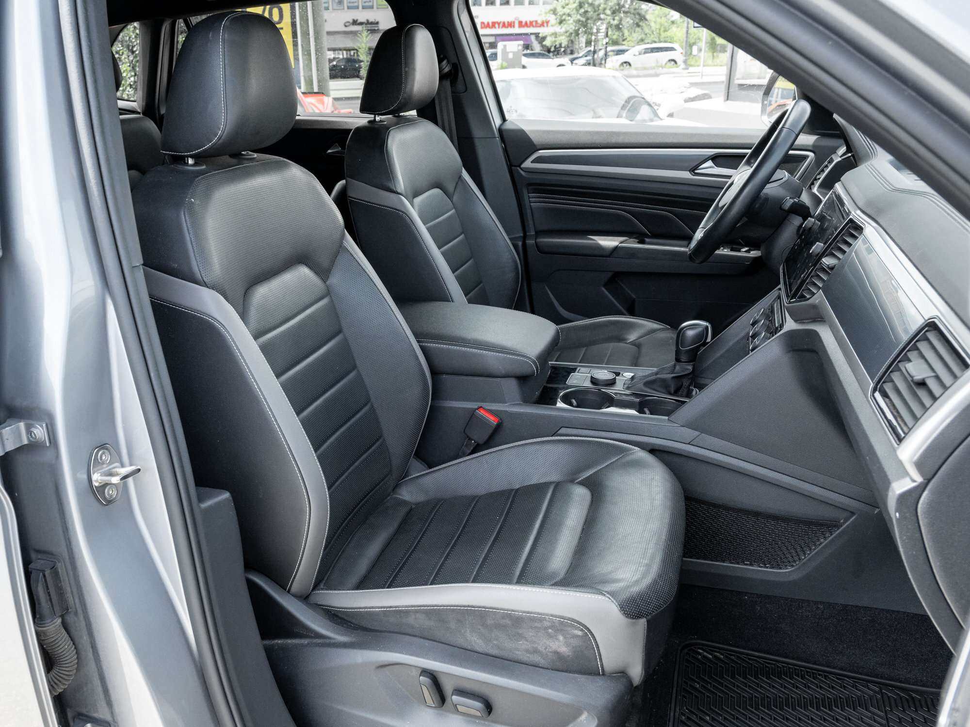 used 2020 Volkswagen Atlas car, priced at $21,995