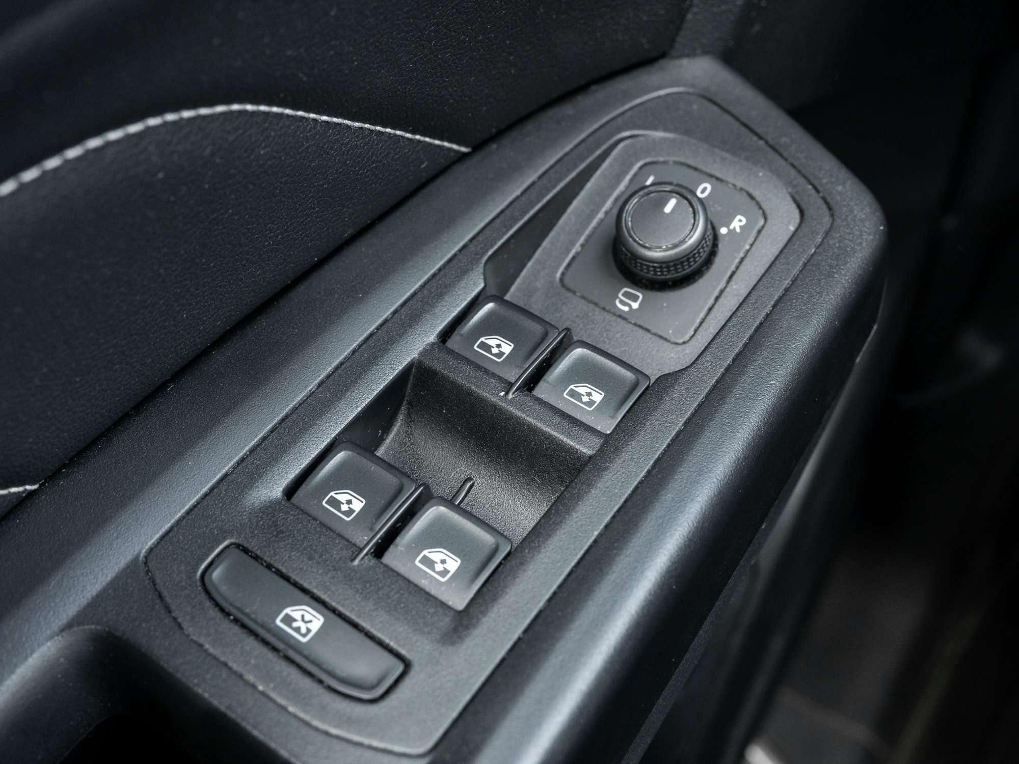 used 2020 Volkswagen Atlas car, priced at $21,995