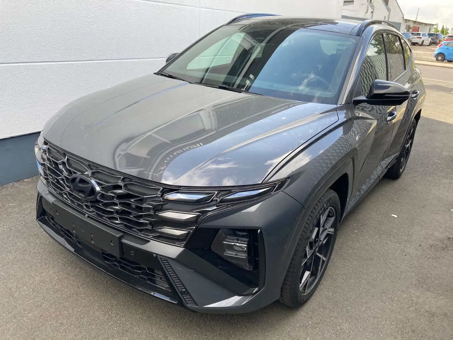 Hyundai TUCSON N Line Mild-Hybrid 2WD+MATRIX+PANO+NFC Gris - 1