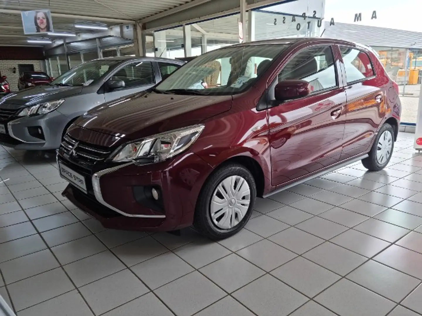 Mitsubishi Space Star Select 1.2 MIVEC 5-Gang Rot - 1