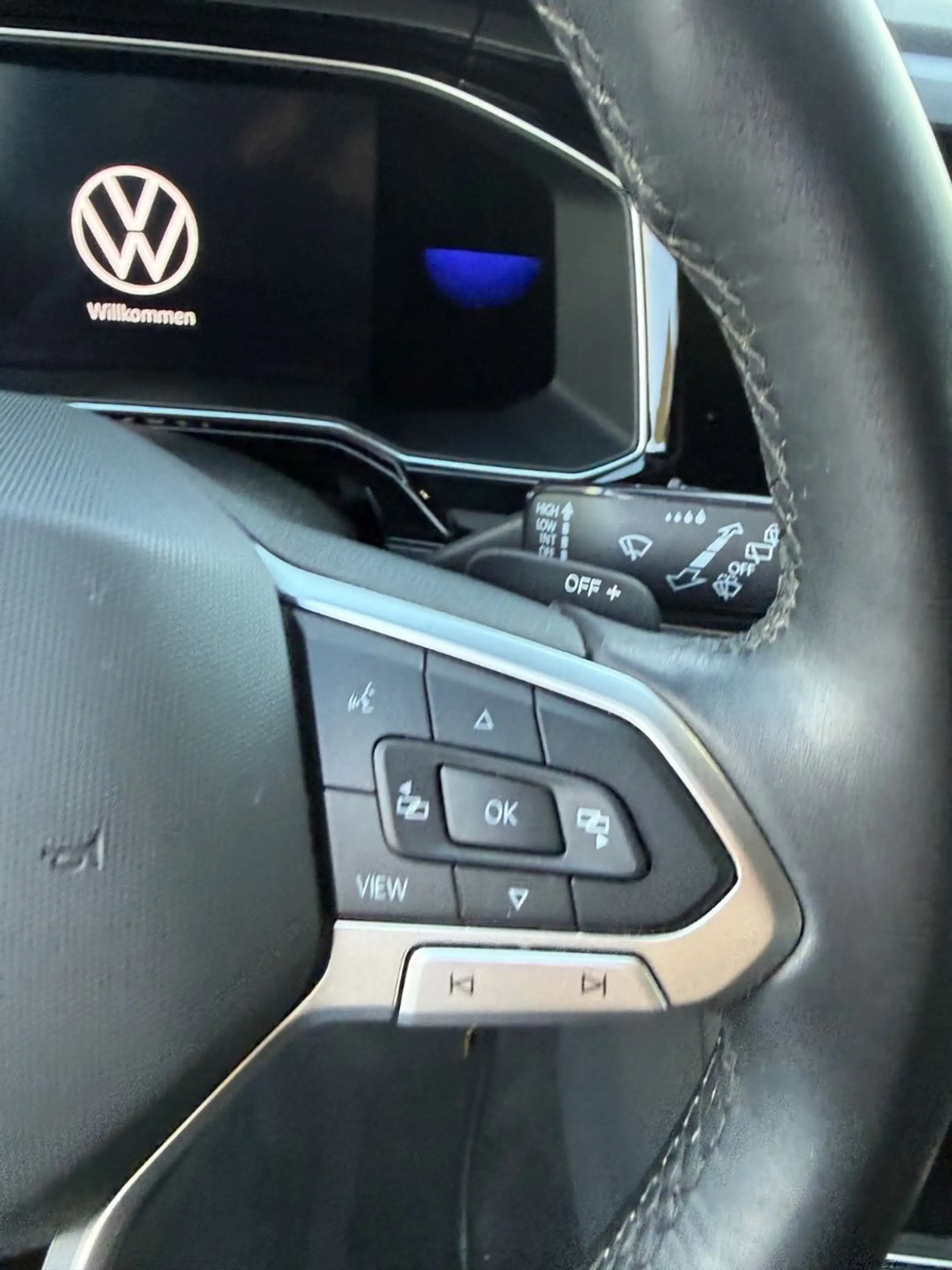 Volkswagen Taigo R-Line,Black Style,IQ Light,ACC,Kamera,SHZ — photo 9