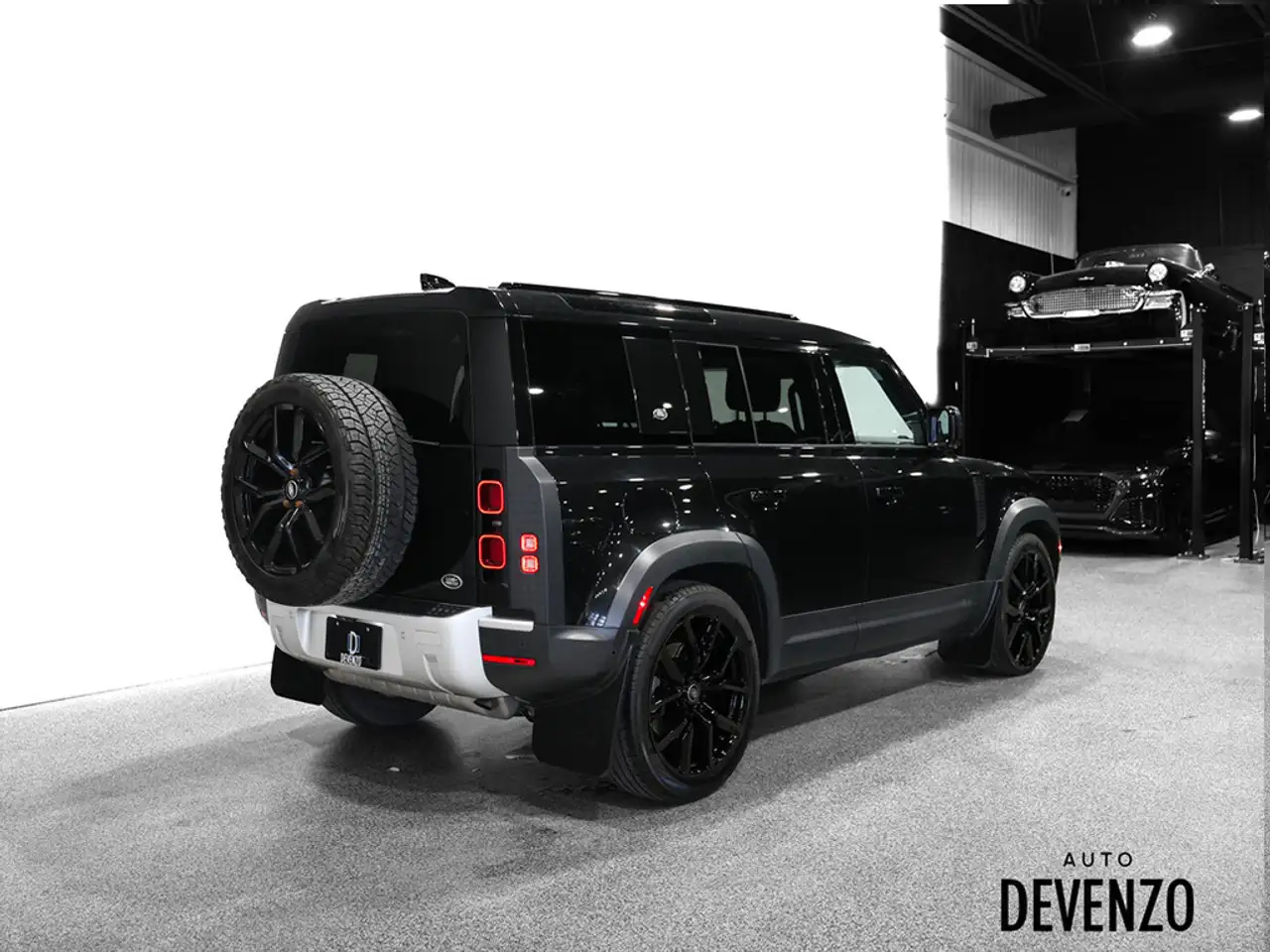 Land Rover Defender снимка Land Rover Defender