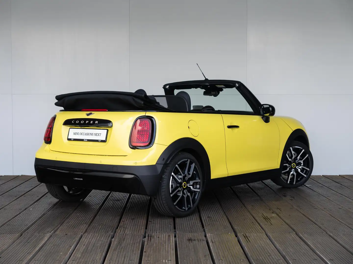 MINI Cabrio C Classic Trim + Package M + Stuur en stoel Galben - 2
