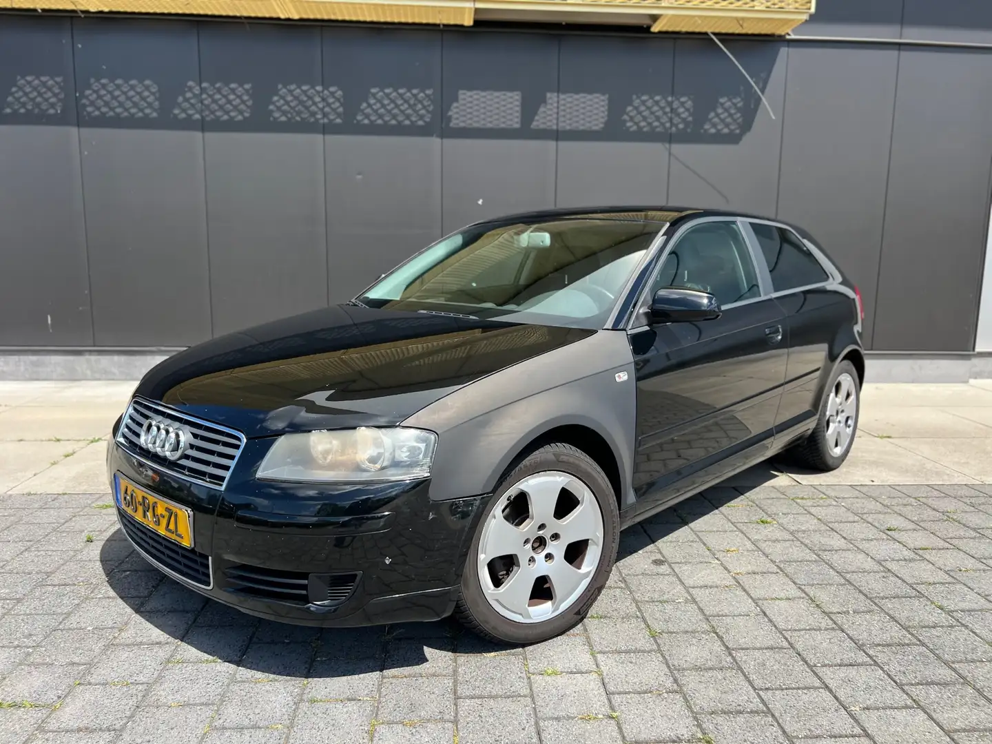 Audi A3 2.0 FSI Ambiente|leder|Airco|Cruise|Nwe APK Zwart - 2