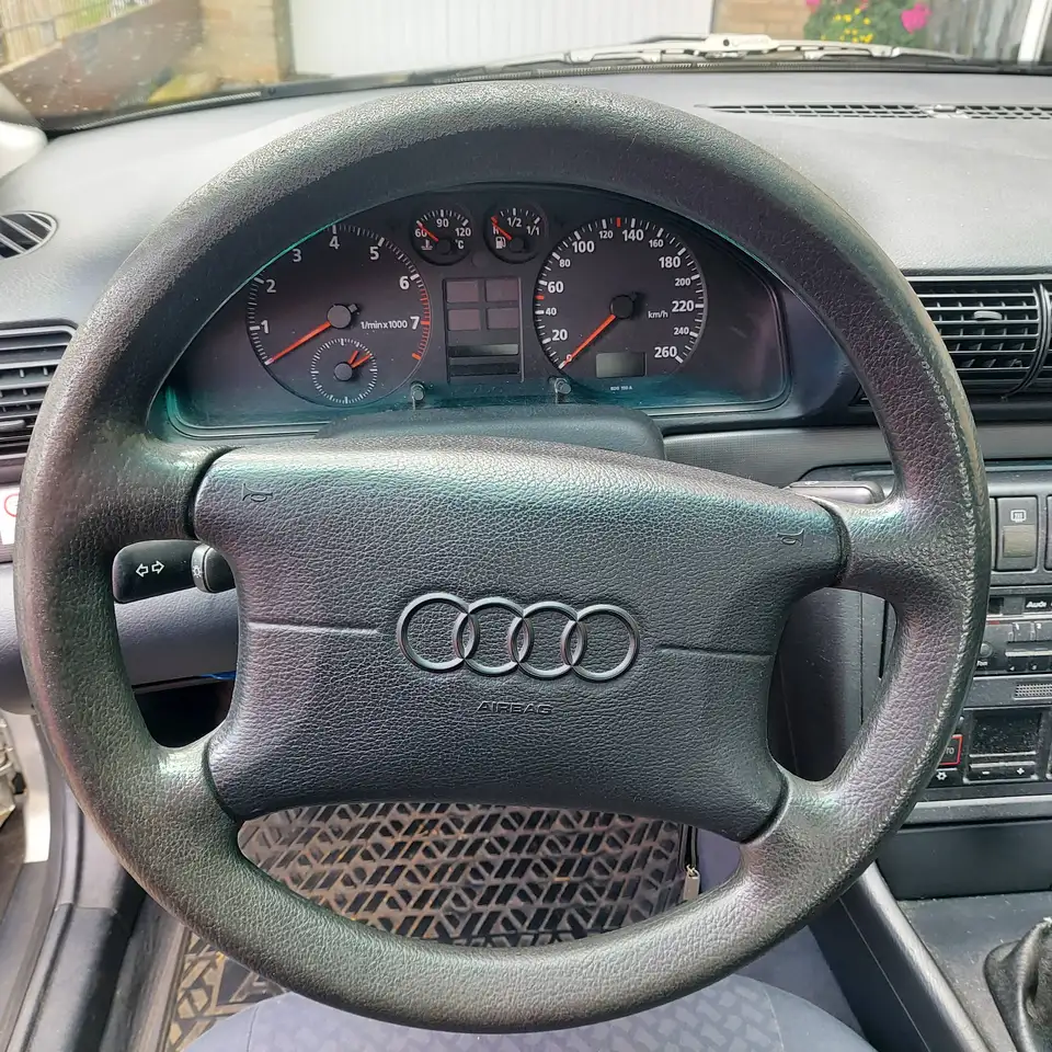 Audi 80 1.6 E, foto 8