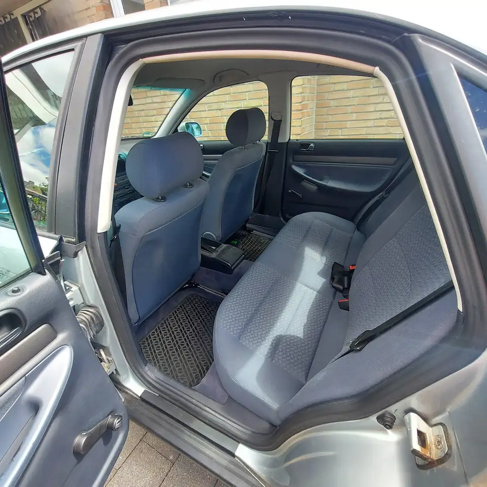 Audi 80 1.6 E, foto 7