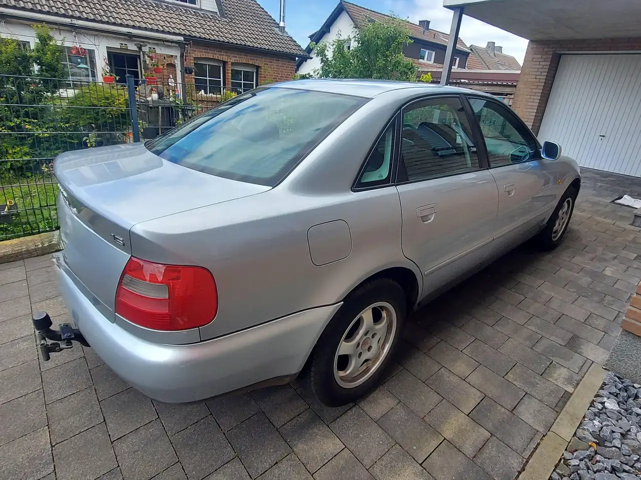 Audi 80 1.6 E, foto 4