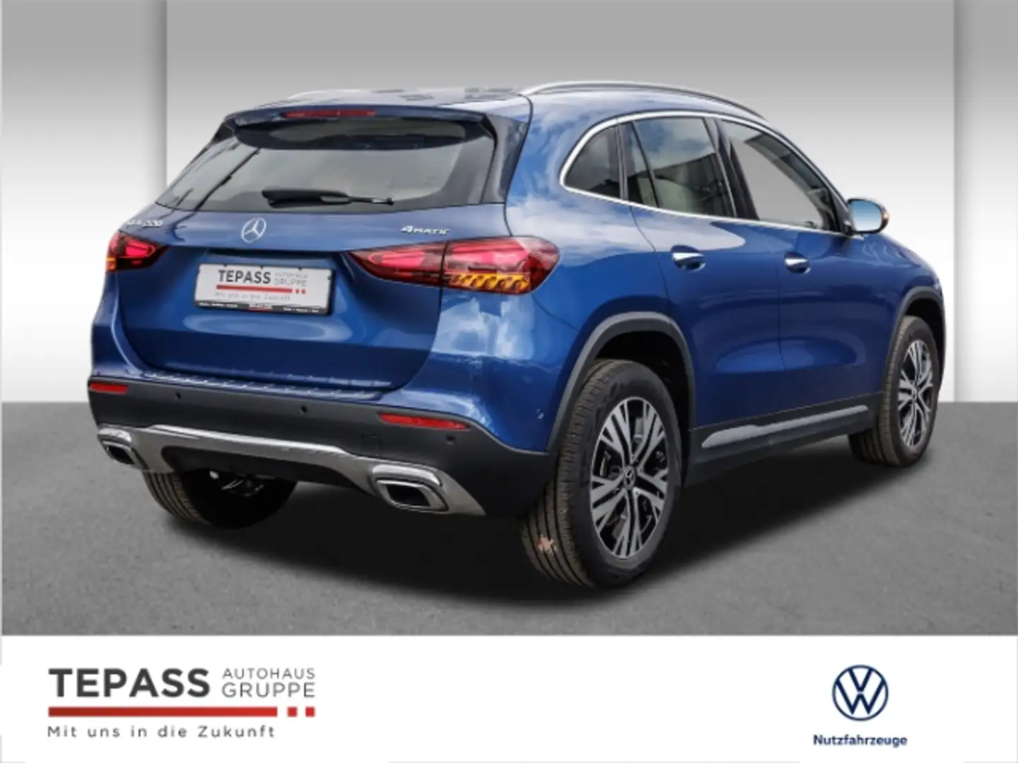 Mercedes-Benz GLA 220 4-Matic NAVI LED SHZ Bleu - 2