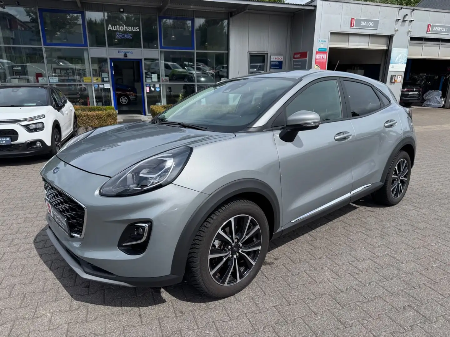 Ford Puma Titanium Silber - 1