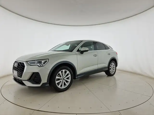 Audi Q3 sportback 35 2.0 tdi s line edition s-tronic