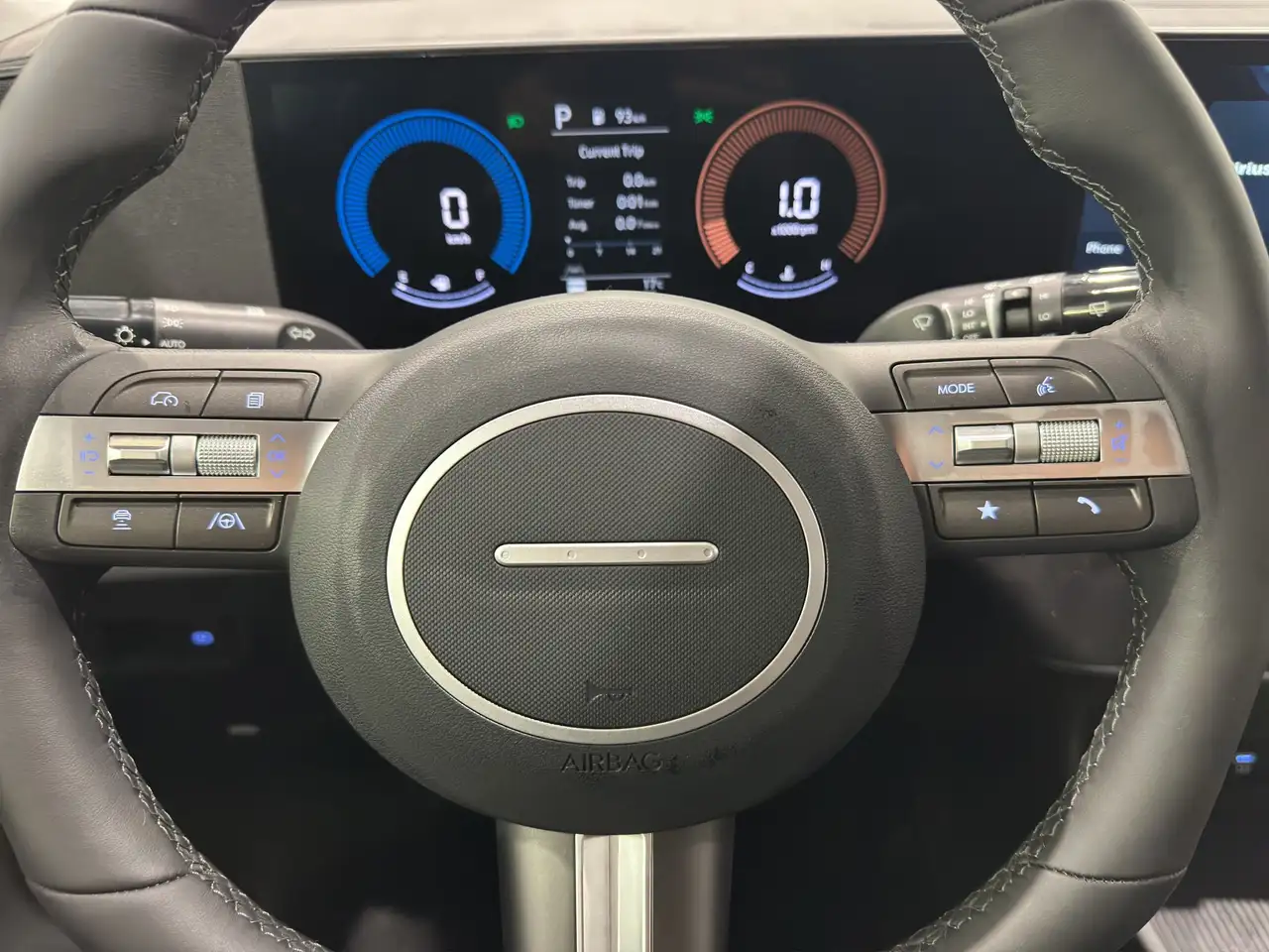 Hyundai KONA снимка Hyundai KONA