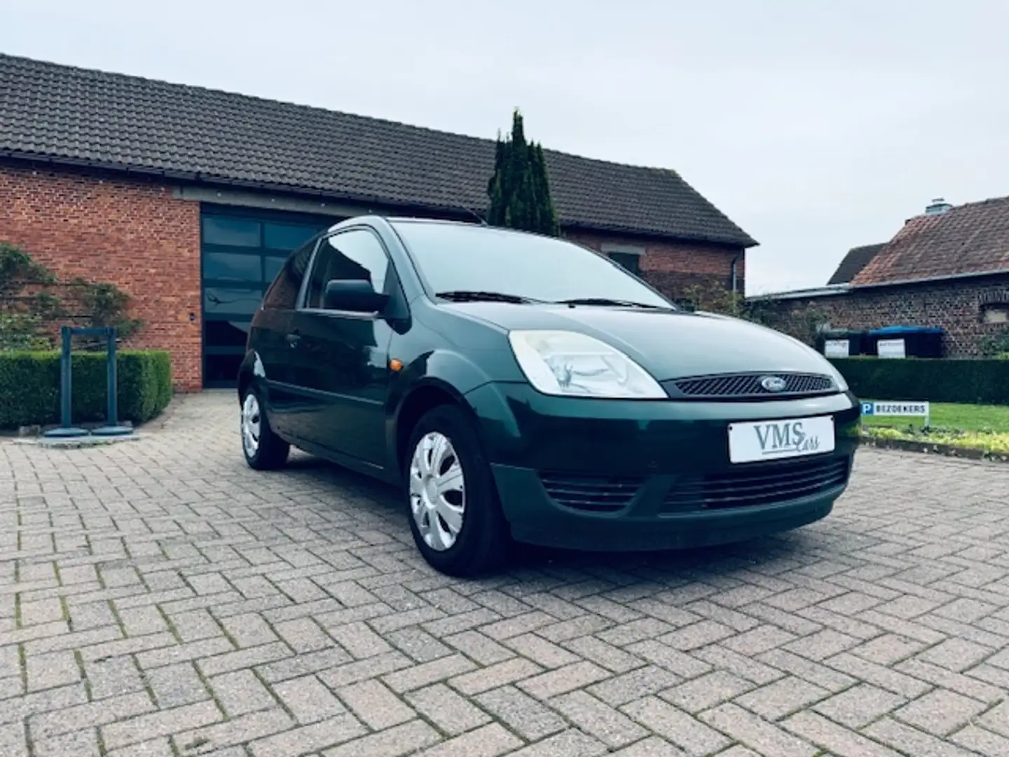 Ford Fiesta Benzine * 12 maanden garantie * Zilver - 2