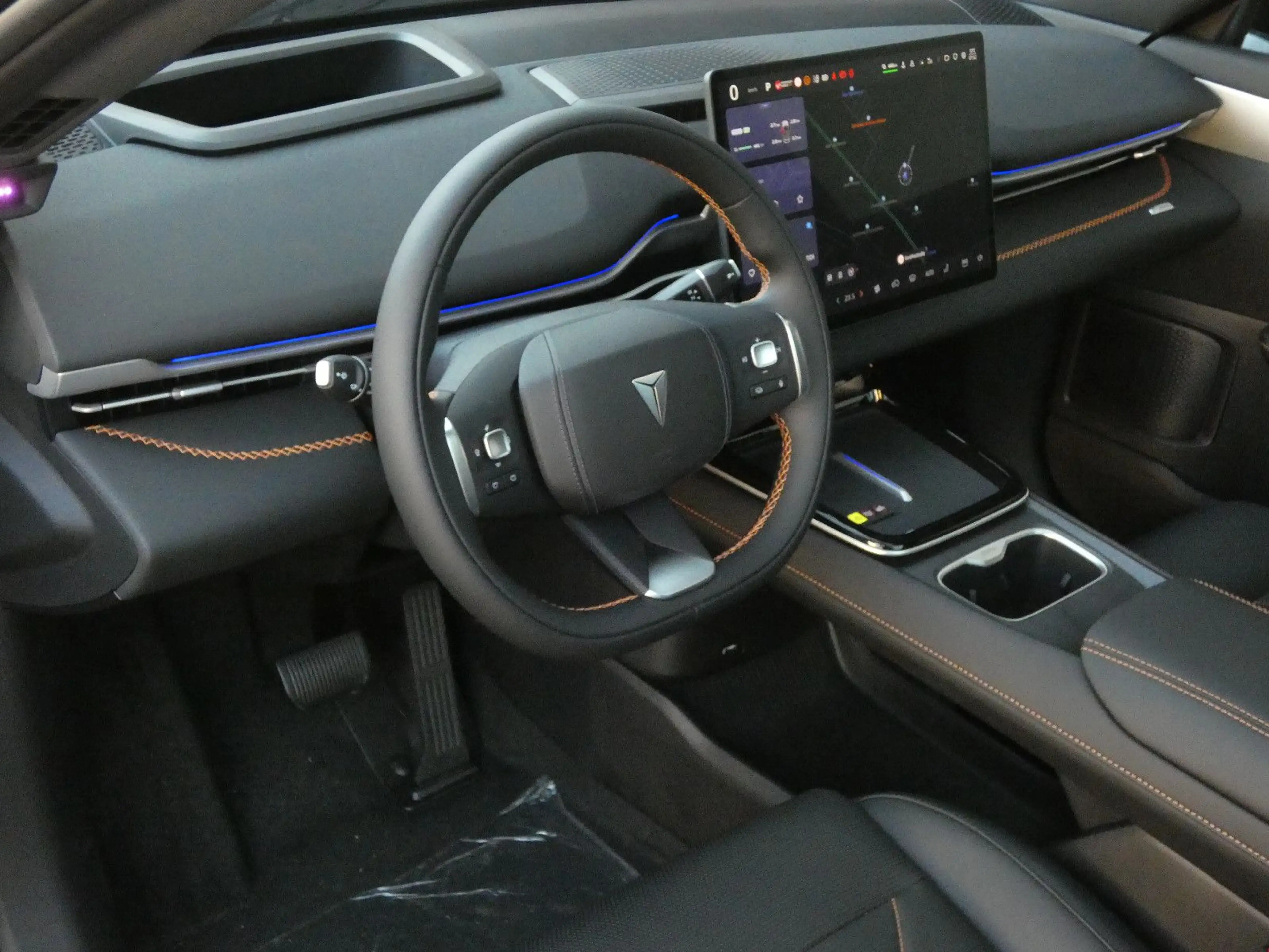 Changan Deepal S05 AWD MAX/AHK/Panorama/Leder/360°/20" — photo 14