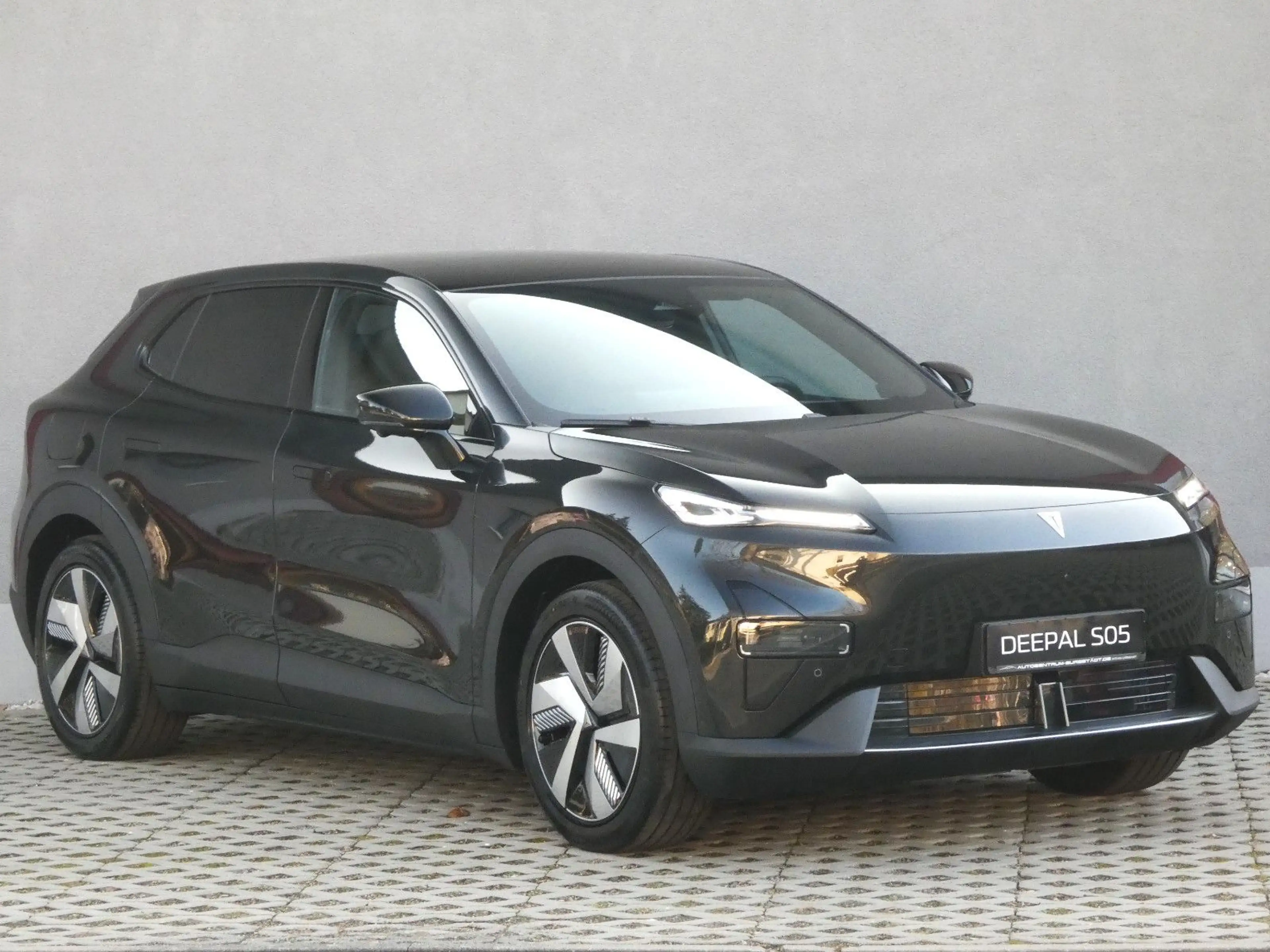 Changan Deepal S05 AWD MAX/AHK/Panorama/Leder/360°/20" — photo 6
