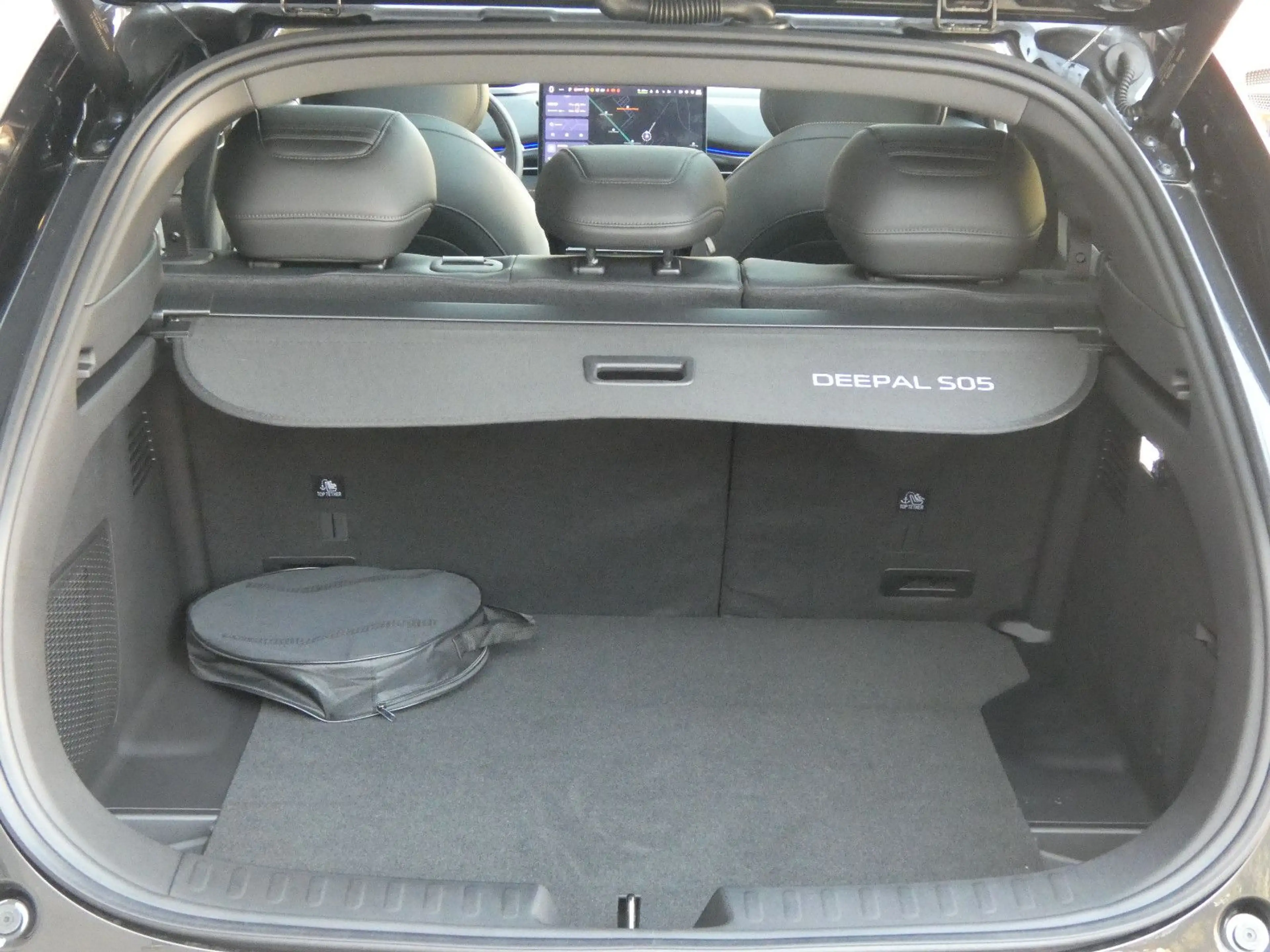Changan Deepal S05 AWD MAX/AHK/Panorama/Leder/360°/20" — photo 32