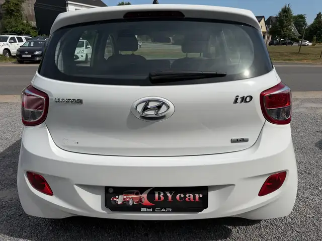 Hyundai I10 view 5