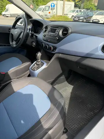 Hyundai I10 view 9