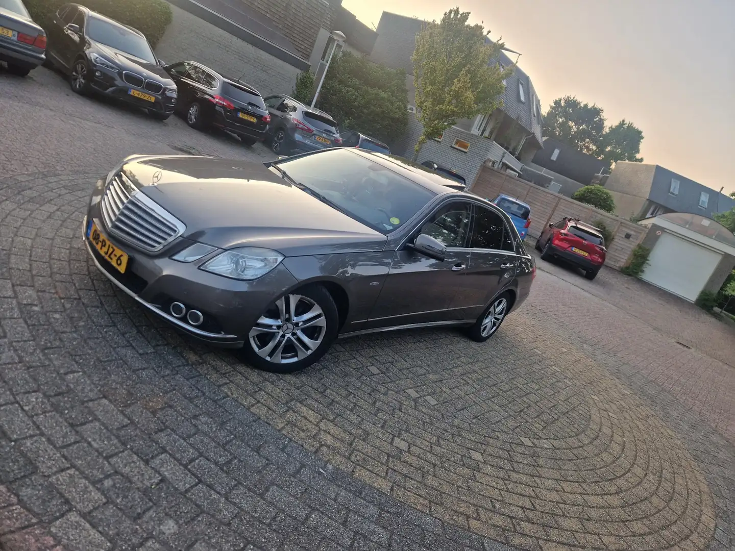 Mercedes-Benz E 250 Bns Cl. Elegance goed onderhouden Szürke - 1